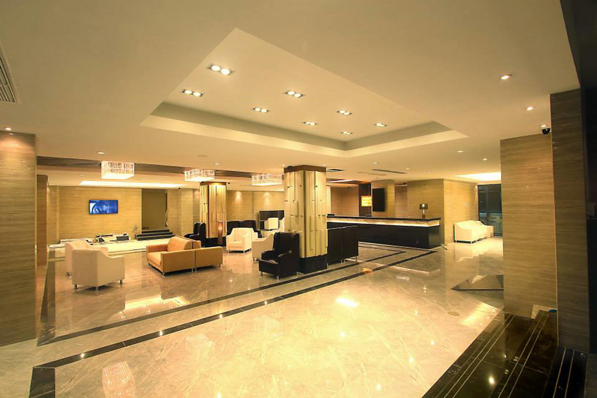 Avana Laemchabang Hotel Сі-Рача Екстер'єр фото