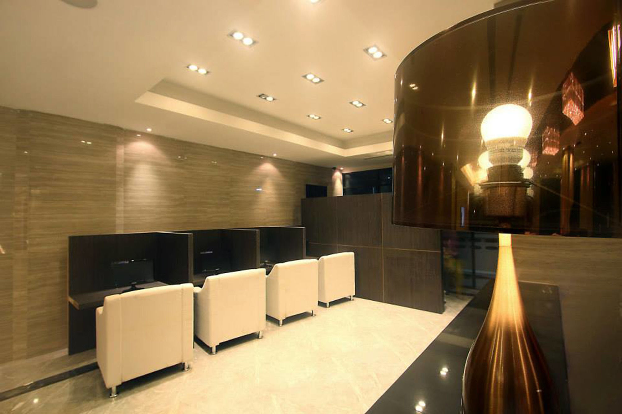 Avana Laemchabang Hotel Сі-Рача Екстер'єр фото